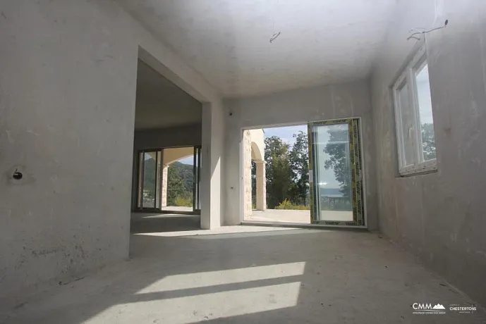 A house with sea and mountine view in Mojdez, Herceg Novi