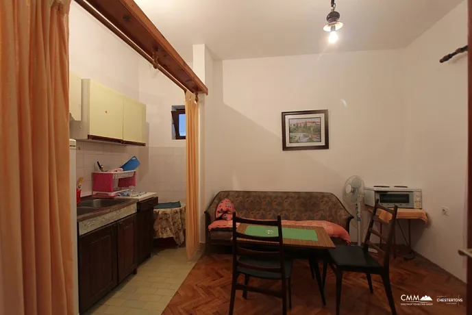 Mountain view house in Topla