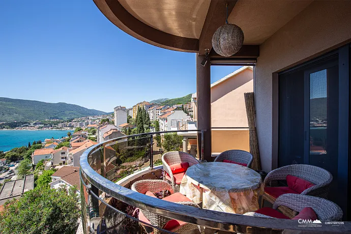 Excellent villa in the center of Herceg Novi
