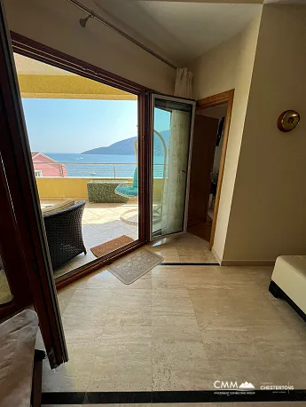 Apartment in Herceg Novi for sale with a panoramic sea views