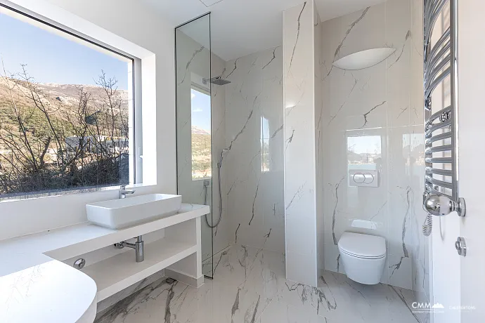 Luxurious villas in the PURE MANSIONS complex