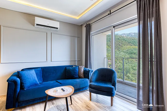 Luxury Penthouse in 5★ Resort with Rooftop Jacuzzi & Sunrise Views