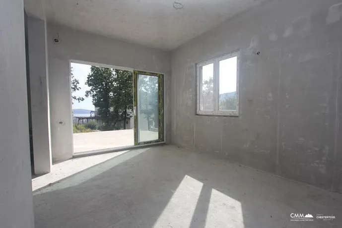 A house with sea and mountine view in Mojdez, Herceg Novi