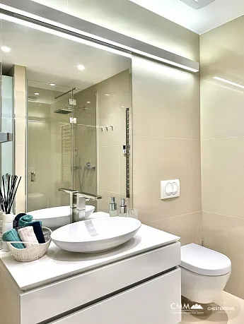 Luxurious apartment in Budva with sea view