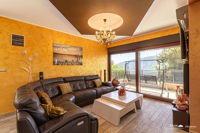 Excellent villa in the center of Herceg Novi