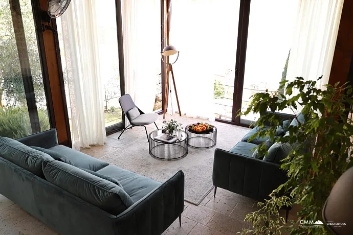 Luxury Villa with Panoramic Sea View – Elegance and Comfort Combined