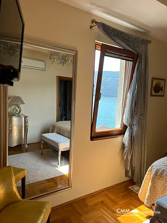 Apartment in Herceg Novi for sale with a panoramic sea views