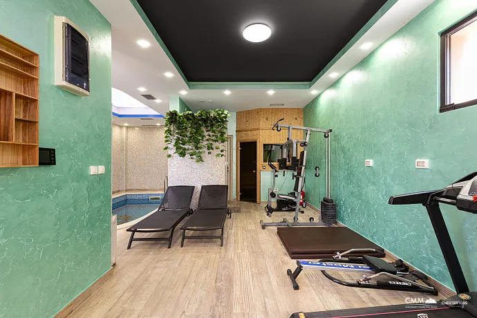 Excellent villa in the center of Herceg Novi