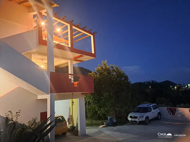 Spacious House on a spectacular large  Plot with Olive Trees 