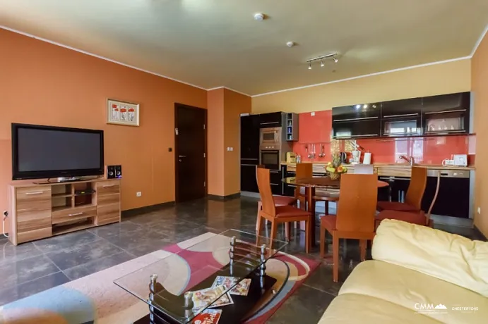 Two-bedroom apartment in complex with a swimming pool in Dobrota