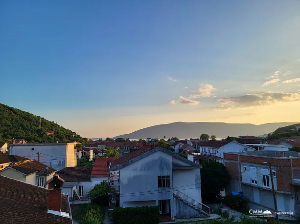 House with 10 apartments in Herceg Novi, Zelenika