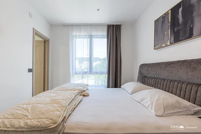 For sale apartments in a complex in Rafailovici