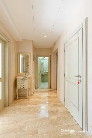 Elegance and serenity in a luxurious villa with natural views.