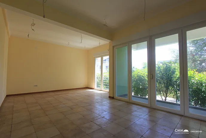 Apartment in Herceg Novi unfurnished 100m from the sea