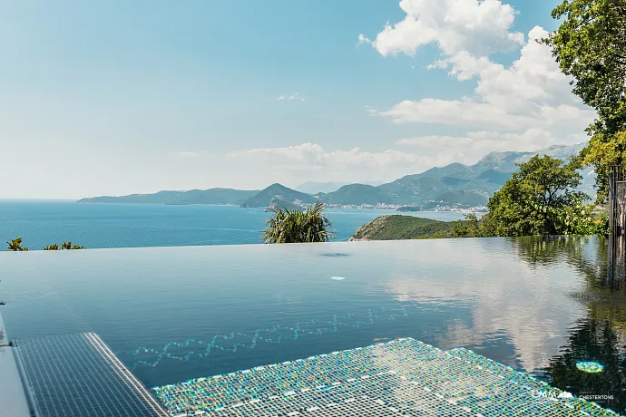 Elegant Stone Mansion with Sea View near Sveti Stefan