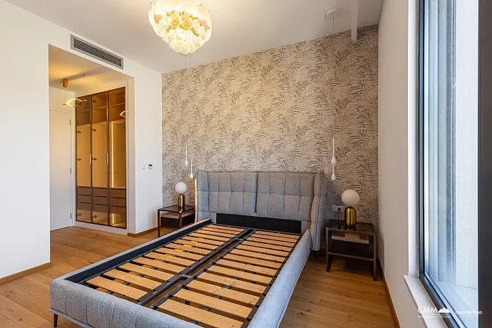 Penthouse in new building in Becici near the sea