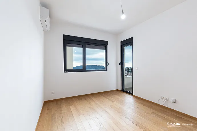 Apartment in Bečići: 45 m² and a stunning sea view