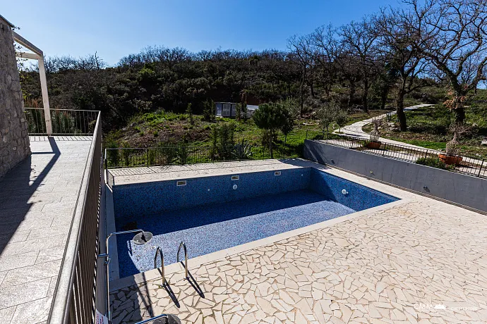 47 m² Apartment with a Beautiful View of Sveti Stefan