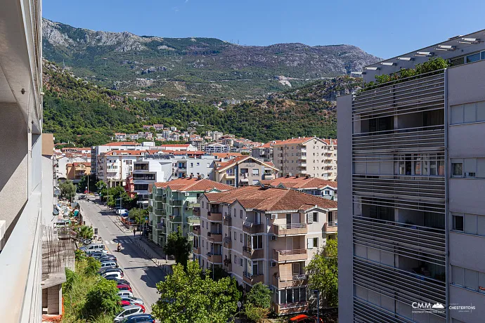 Modern, Comfortable, and Fully Equipped One-Bedroom Apartment Near the Beach