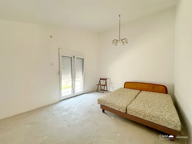 Two storey house in Dobra Voda
