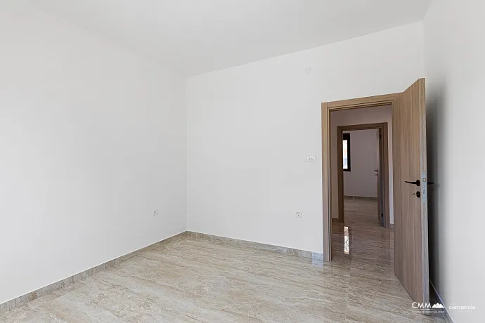 Renovated apartment in Tivat, 78 m²