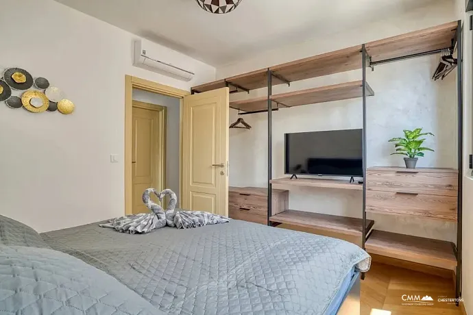 3-Bedroom Apartment, 90 m², Blizikuće — Sea View of Sveti Stefan