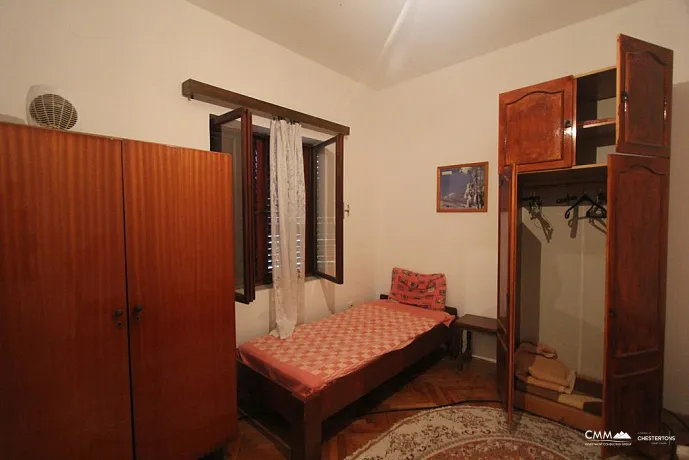 Mountain view house in Topla