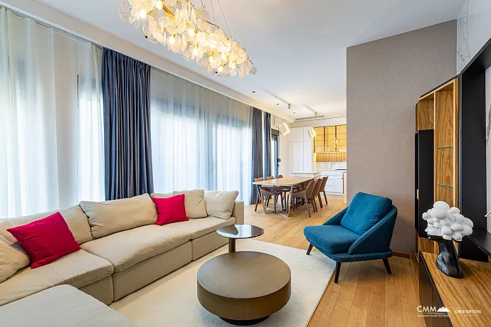 Penthouse in new building in Becici near the sea