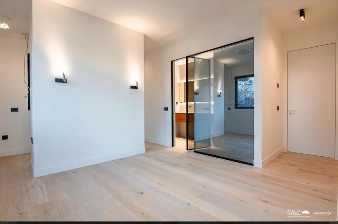 Three-bedroom apartment in Budva with a stunning view