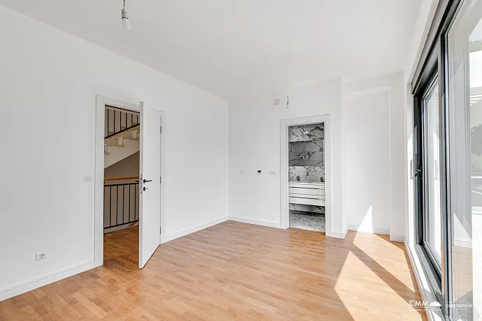 Luxury Newly Built Villa with Panoramic Sea Views – Budva