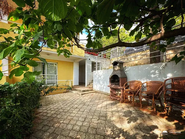 Charming hotel for sale in the picturesque town of Bar