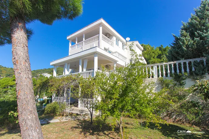 Luxury villa with panoramic sea view in Bar, Zeleni Pojas