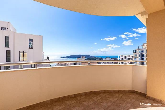 52 m² Apartment with Sea View and Two Terraces in Bečići