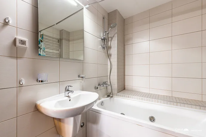 Two-Bedroom Apartment 84 m² in Pržno – Comfort and Coziness by the Sea
