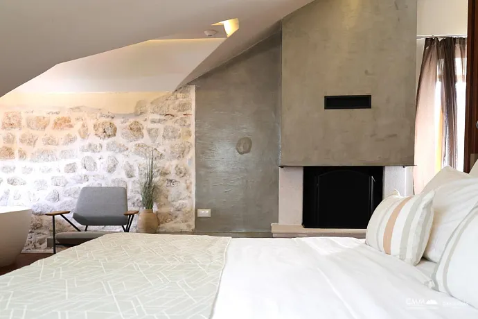 Luxury Villa with Panoramic Sea View – Elegance and Comfort Combined