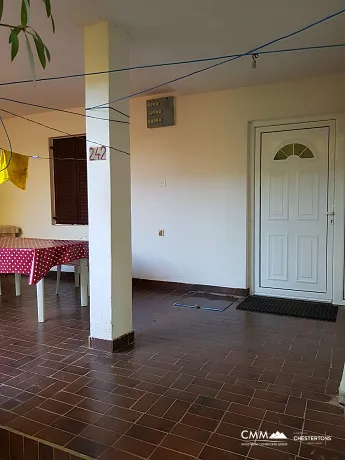 House in Dobra Voda 100m²