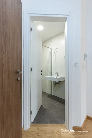 Modern Studio Apartment with a Stunning View of Nature