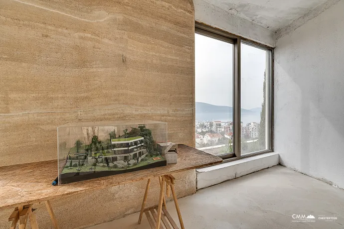 Luxury villa with panoramic views over Porto Montenegro