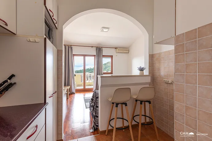 34 m² Studio Apartment with Sea View and Terrace — Petrovac
