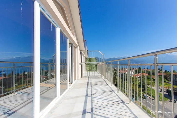 Three Bedroom Apartments with sea views in Herceg Novi, Baosici