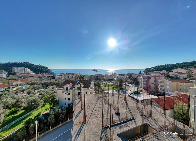 Urbanized plot with an unfinished residential building in Petrovac