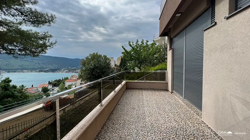 Excellent villa in the center of Herceg Novi