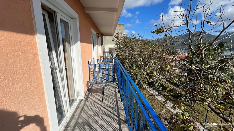 Studio 33m2 with partial sea view in Herceg Novi, Bijela