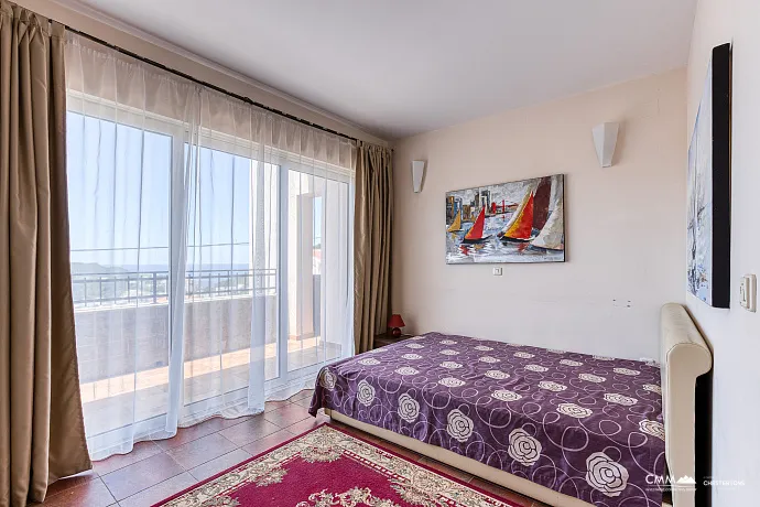Sea view villa in Becici