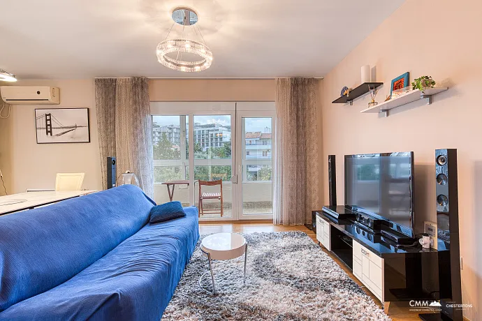 Apartment with 2 bedrooms in Bečići