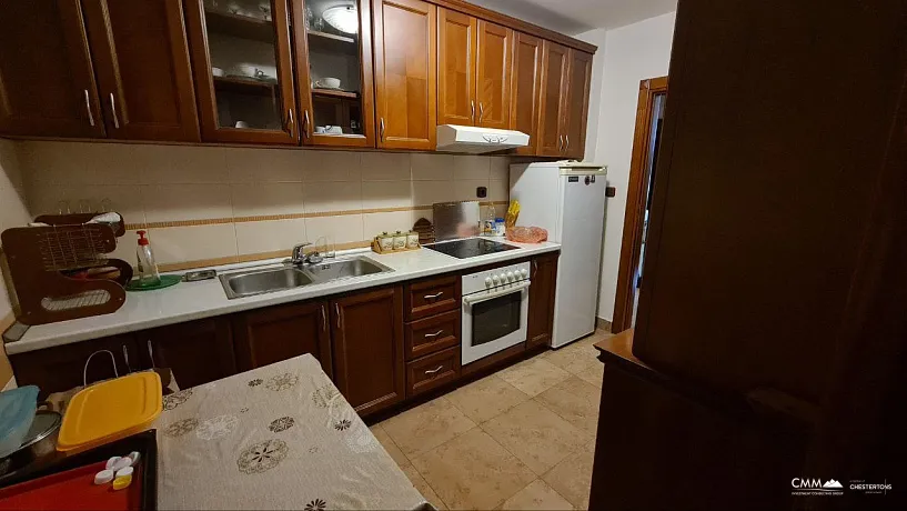 House in a quiet area of ​​Budva overlooking the sea.