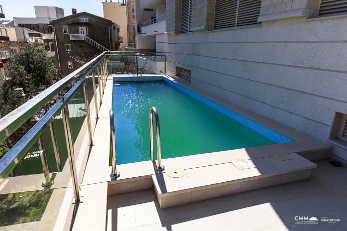 52 m² Apartment with Sea View and Two Terraces in Bečići