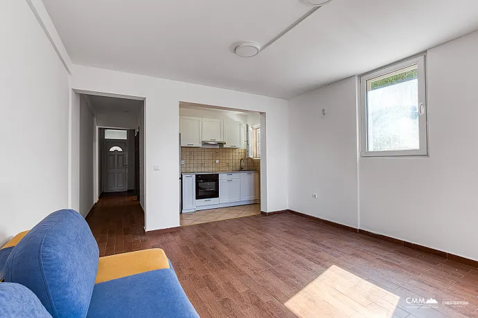 Spacious  1-Bedroom Apartment in Rafailovići