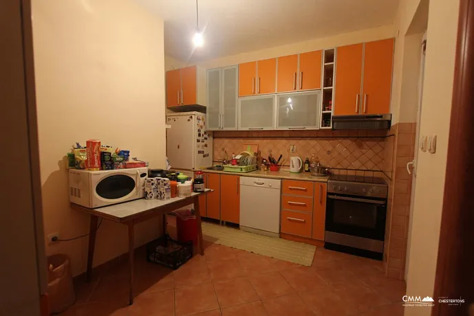 A furnished house in Topla