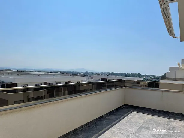 Apartments in a new six-storey building in Ulcinj